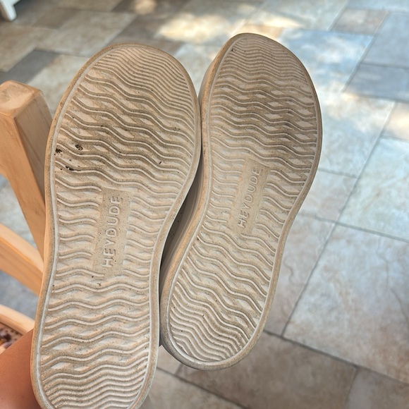 HEY DUDE Sneakers with Star Accents - Picture 3 of 4